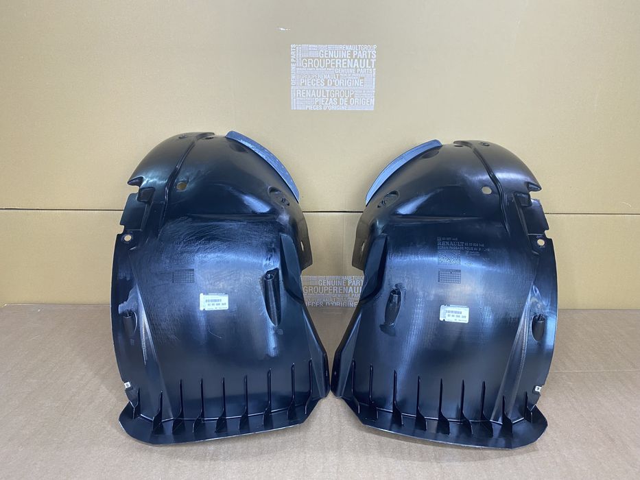 Підкрилок передній Renault Trafic 2006-2014 оригінал