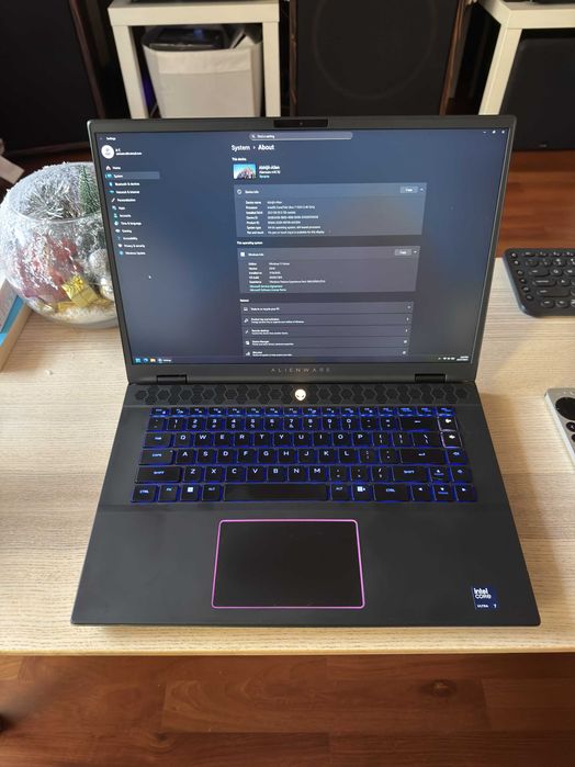 Alienware m16 R2 RTX 4070 32GB RAM 2x1TB NVMe Laptop Gamingowy