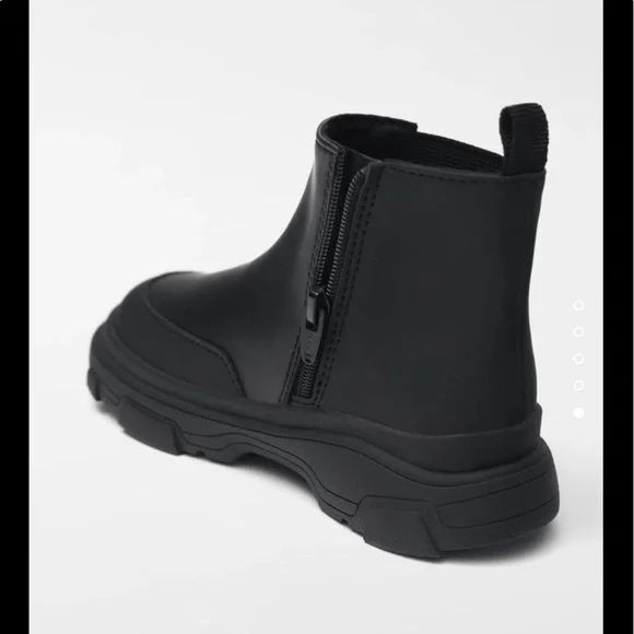 Чобітки Zara 21 розмір