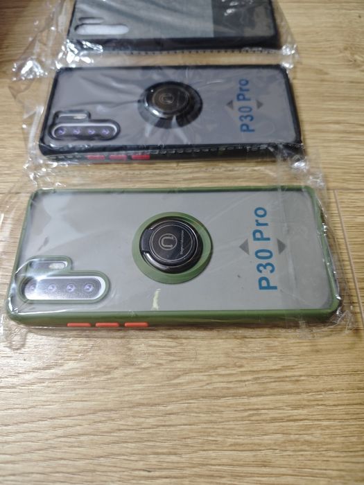 Zestaw Etui/plecki  do Huawei P30 pro pierścienie magnetyczny.