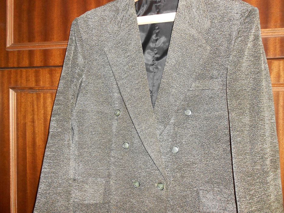 Мужской пиджак, ткань с велюровым отливом, фирма "Безондер".