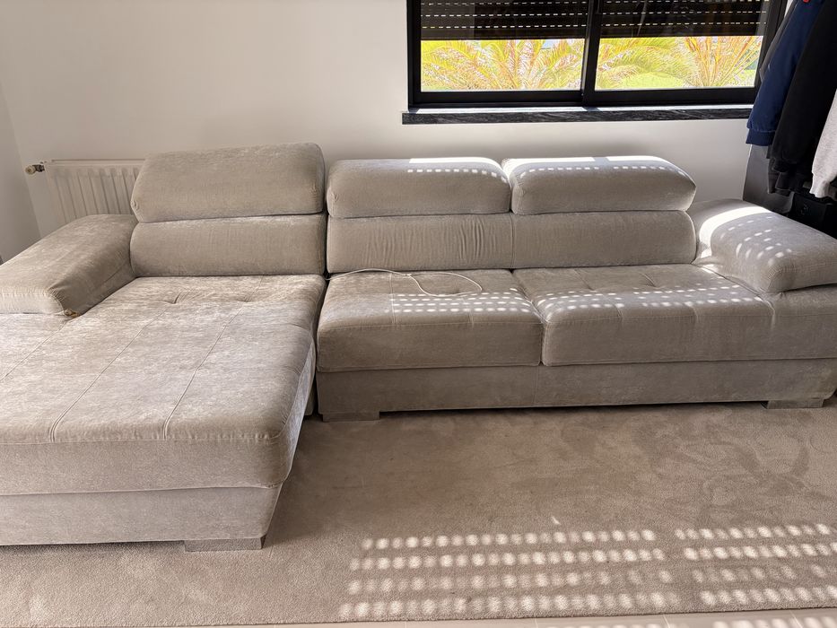 Conjunto de 2 sofas em tecido tipo veludo
