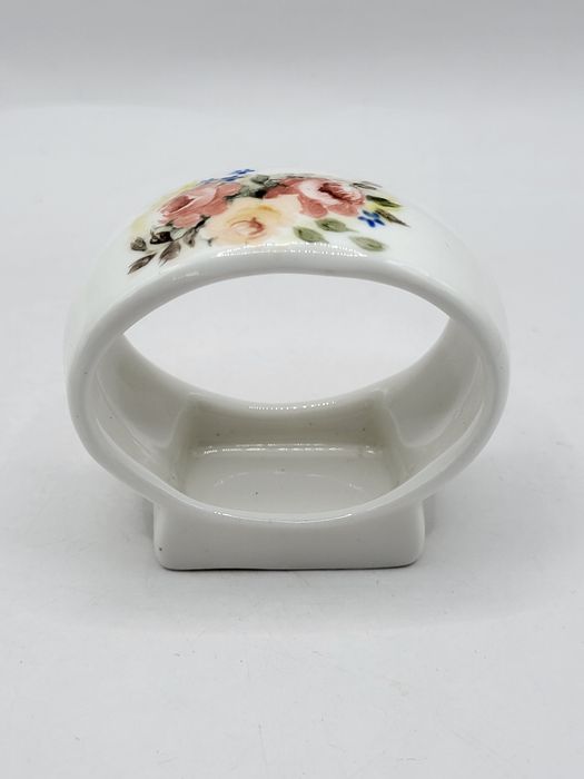 Porcelanowe serwetniki, 4 szt.