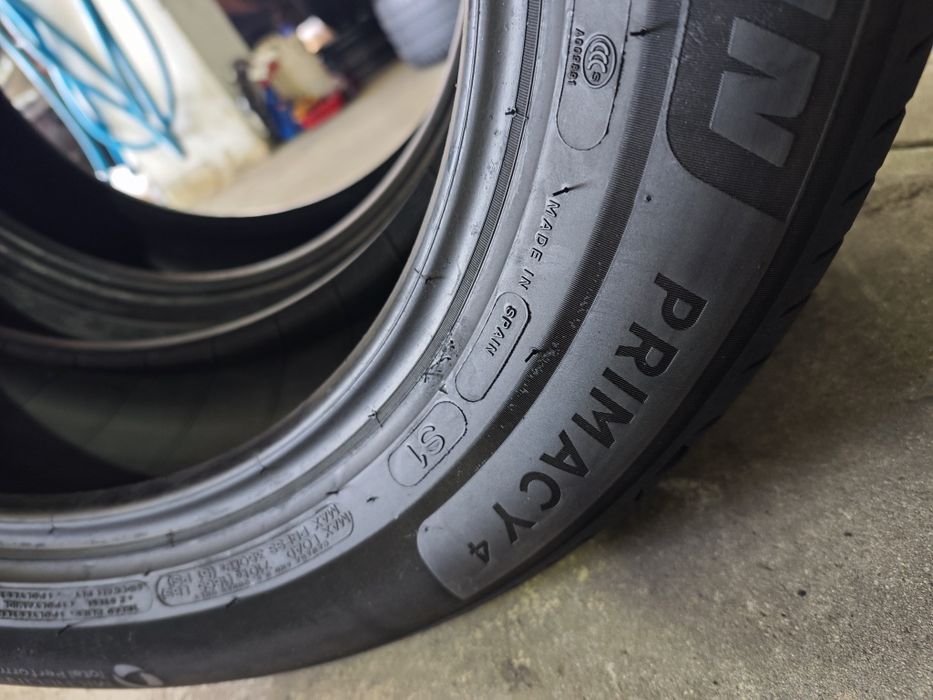 215/60/17 Michelin