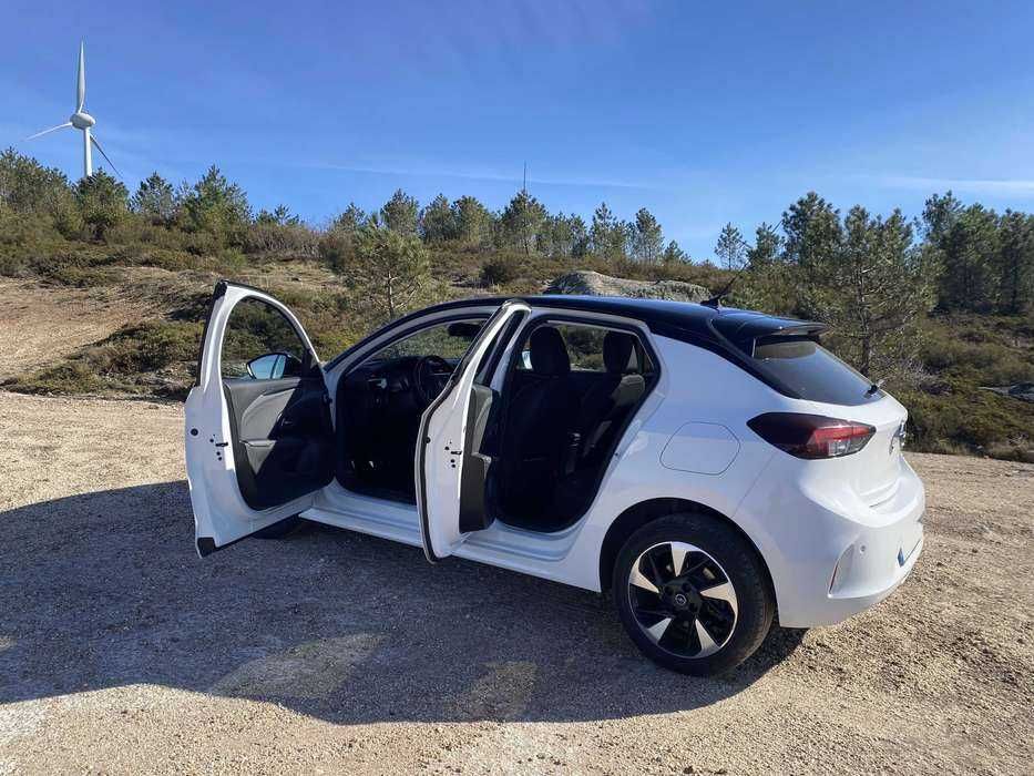 Opel Corsa-e Elegance 50KWh [100% elétrico]