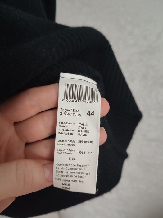 Чорний джемпер з вовни, шовку і кашеміру з вирізом Peserico