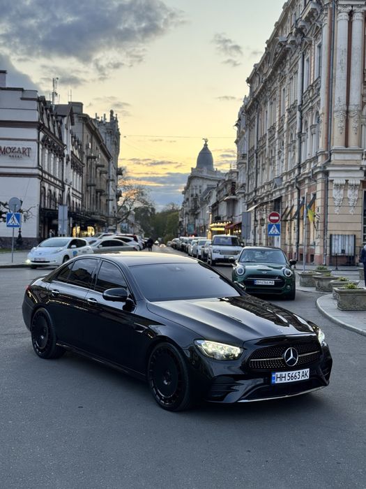 Mercedes-Benz E350 2022