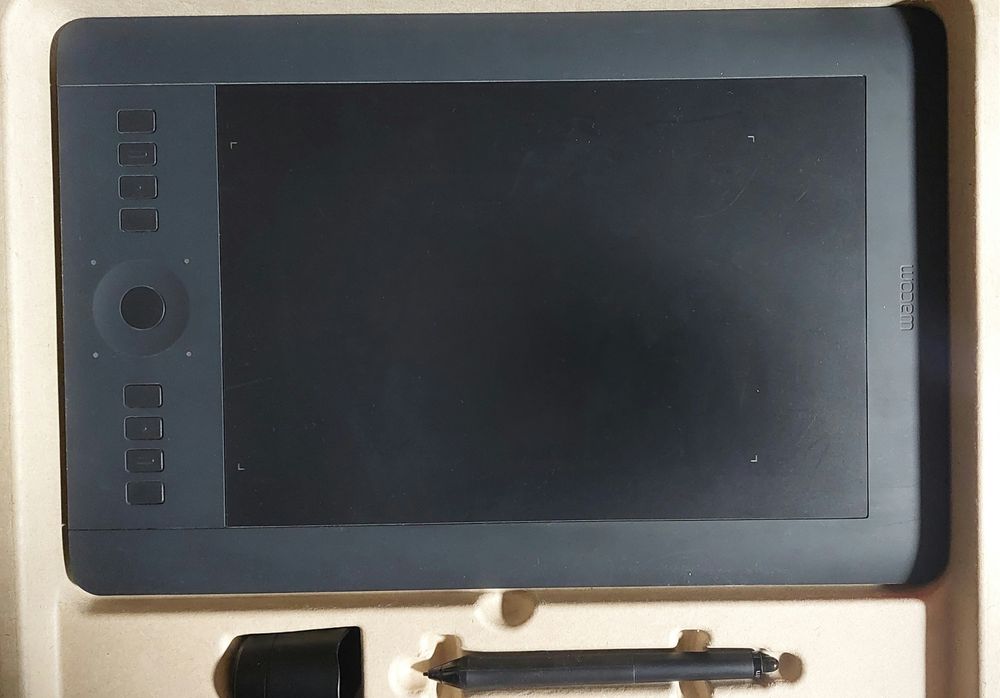 Tablet graficzny Wacom Intuos Pro M PTH-651