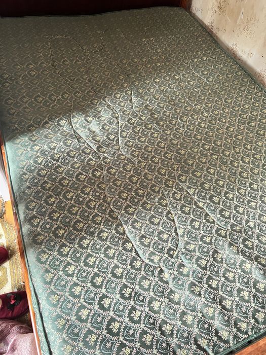 Старий матрац 130*190*15 см