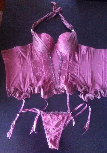 Lingerie: corpete e tanga Darling (original)