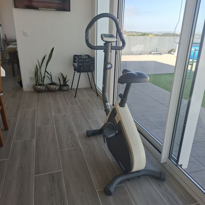 Bicicleta estática domyos