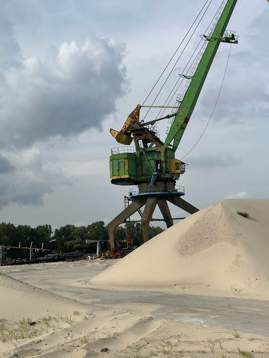 Кременчуг Зил даф  доставка пісок щебінь камінь бут дрова бетон
