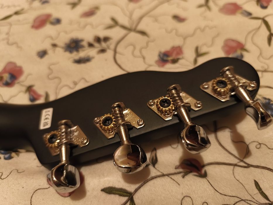 Ukulele Soprano Fender Venice Black