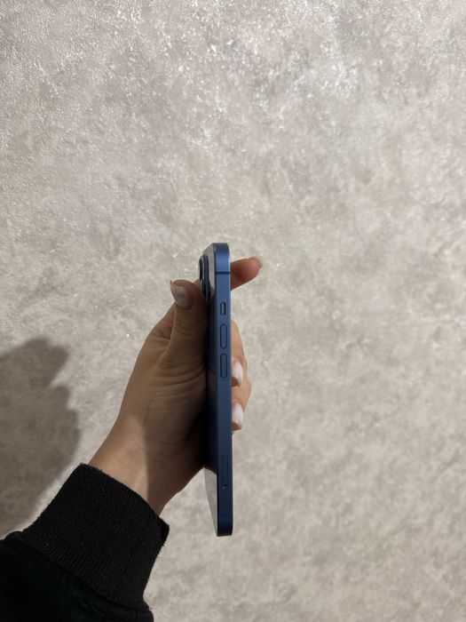 iPhone 13 128GB Blue