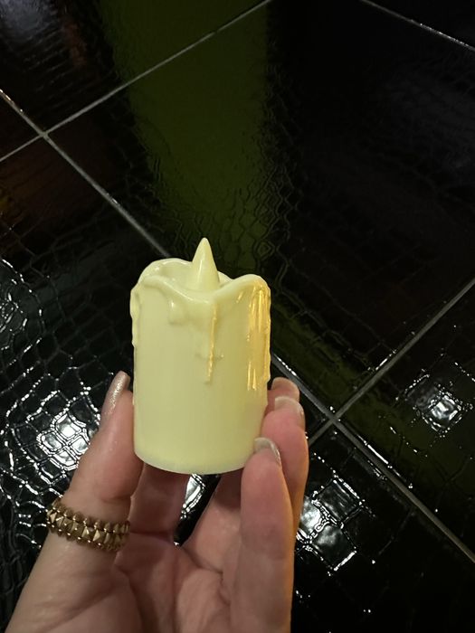 Свічка декоративна