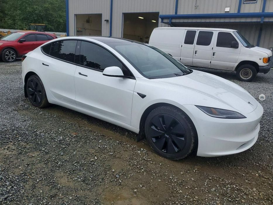 Tesla Model 3 AWD / DUAL MOTOR / LONG RANGE / niski przebieg