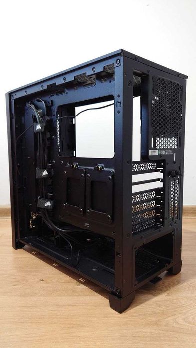 Obudowa komputera Corsair 4000D Airflow Black - Stan BDB