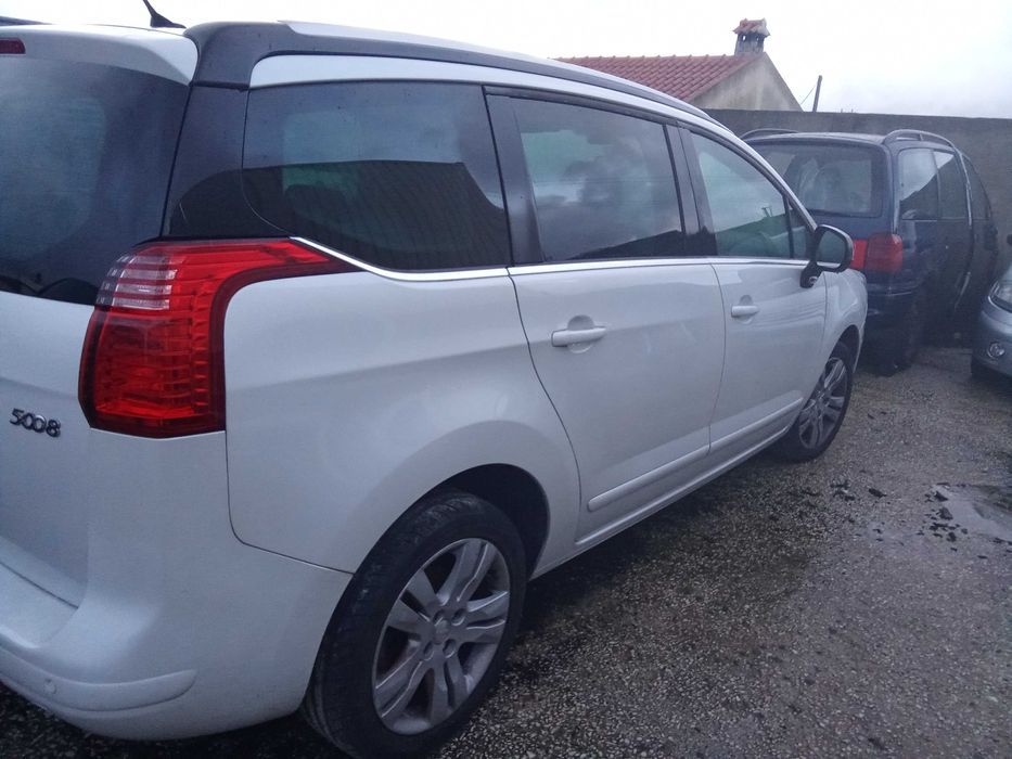 Peugeot 5008 7 lugares 1.6 HDI 2016