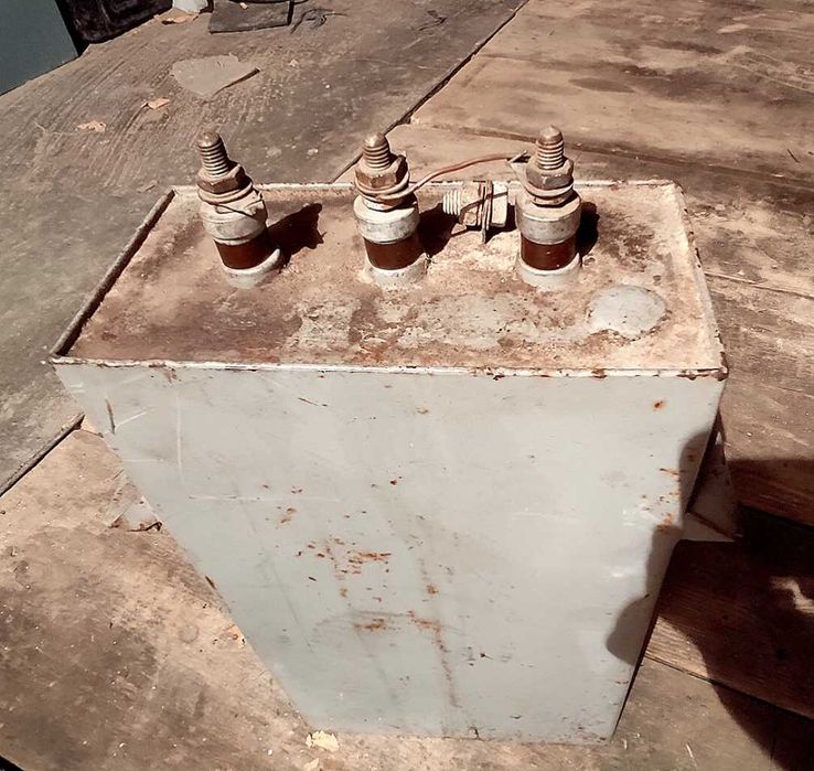 Конденсатор трёхфазный RFT/73 мкФ/TGL-200-8264 (Germany)