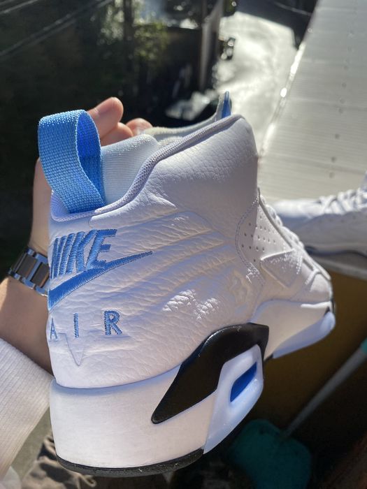 Jordan Jumpman MVP branco e azul n°41