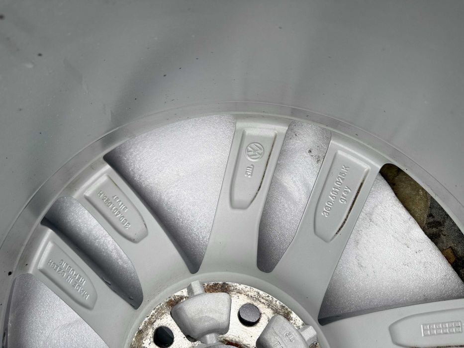 Диск колісний VOLKSWAGEN PASSAT B8 R-line 14-23 5/112 R18 під ремонт