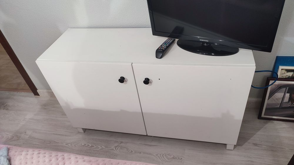 Móvel de TV / Sapateira Branco / Preto