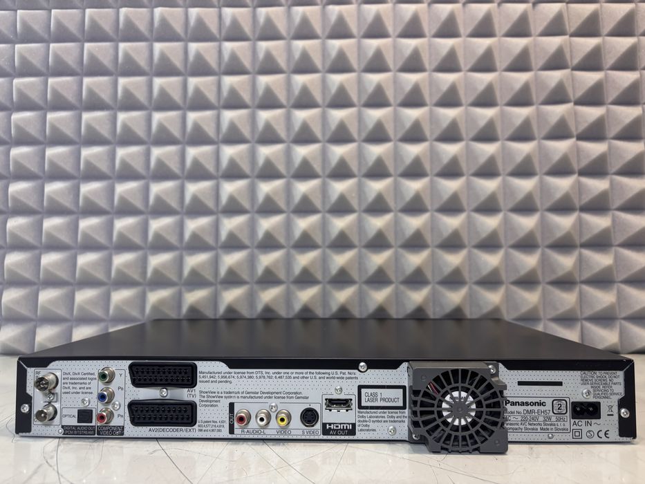Nagrywarka DVD Panasonic DMR EH 57 + pilot