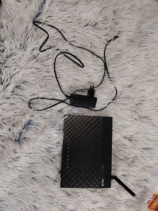 Wi-Fi роутер Asus RT-N10E