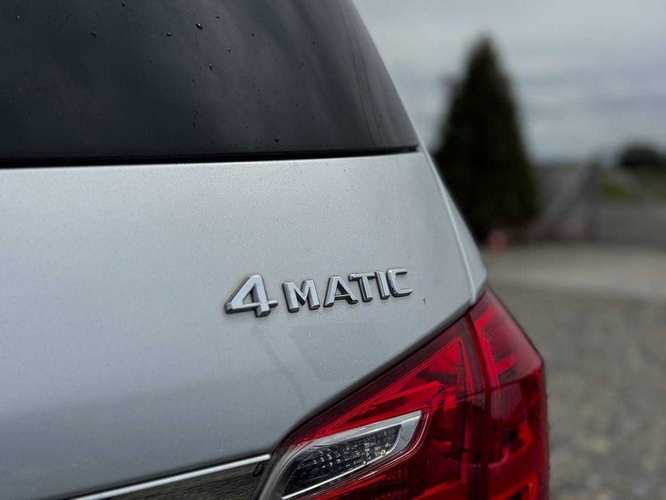 Mercedes-Benz GL450 2015рік 3.0 Бензин