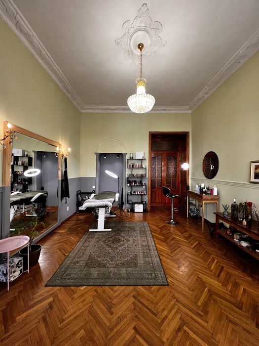 Аренда места бровист /визажист