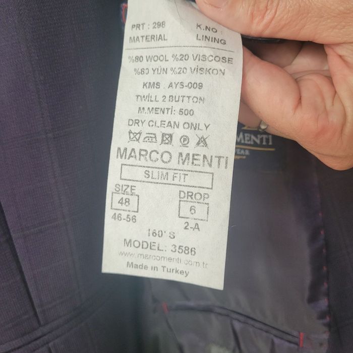 Чоловічий костюм трійка