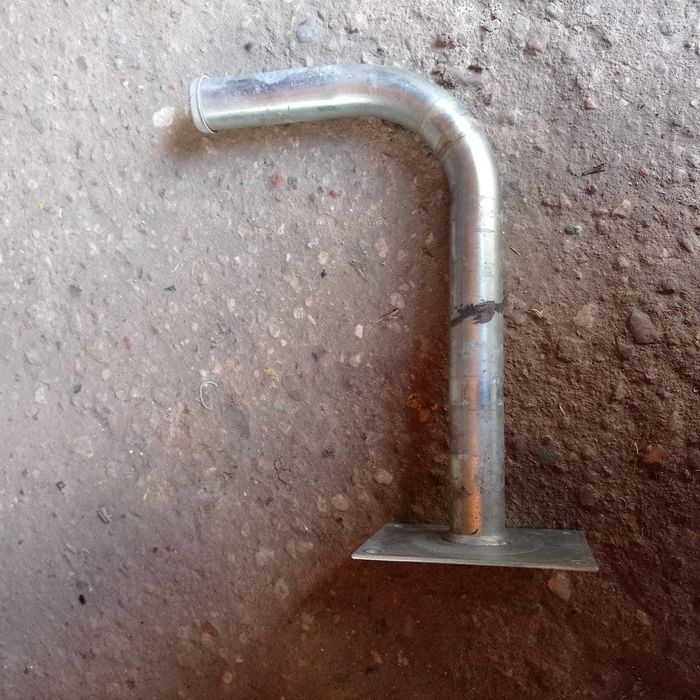 Uchwyt Antenowy Ścienny Kątowy