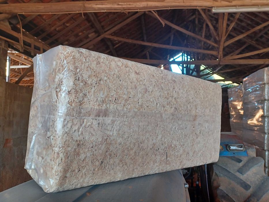 Fardos aparas para camas animais