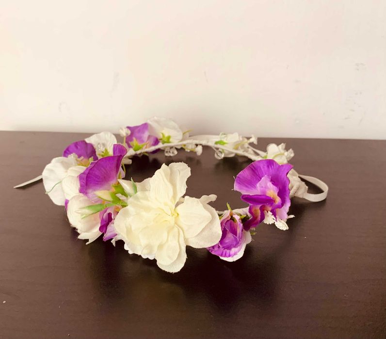 nowy wianek kwiatowy fiolet biel ozdoba włosów boho festiwal ślub hit
