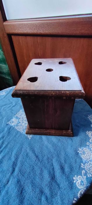 Rustykalny, dębowy piecyk z końca XVIII/początku XIX w