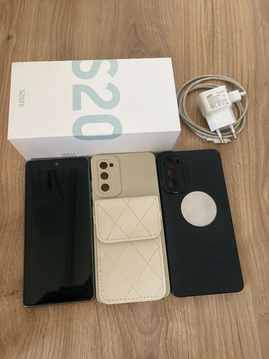 Samsung S20fe stan bardzo dobry
