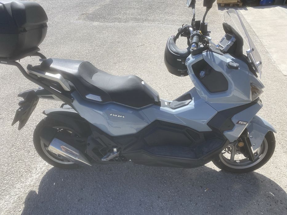 Sym ADX 125 Semi-nova