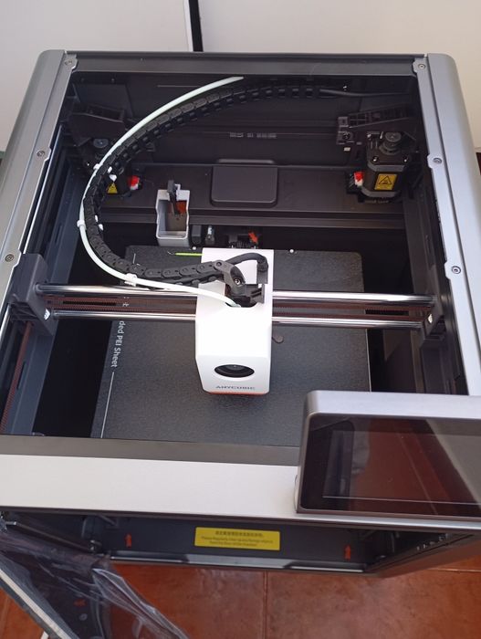 Impressora 3D Anycubic S1, praticamente nova