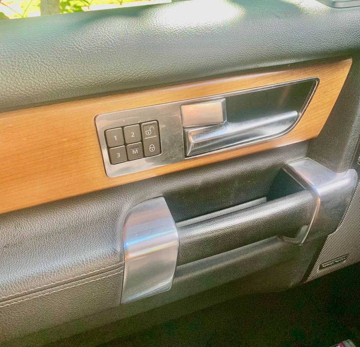 Land Rover Discovery 4 SDV6 HSE Дизель 3.0, Автомат. Офіцал