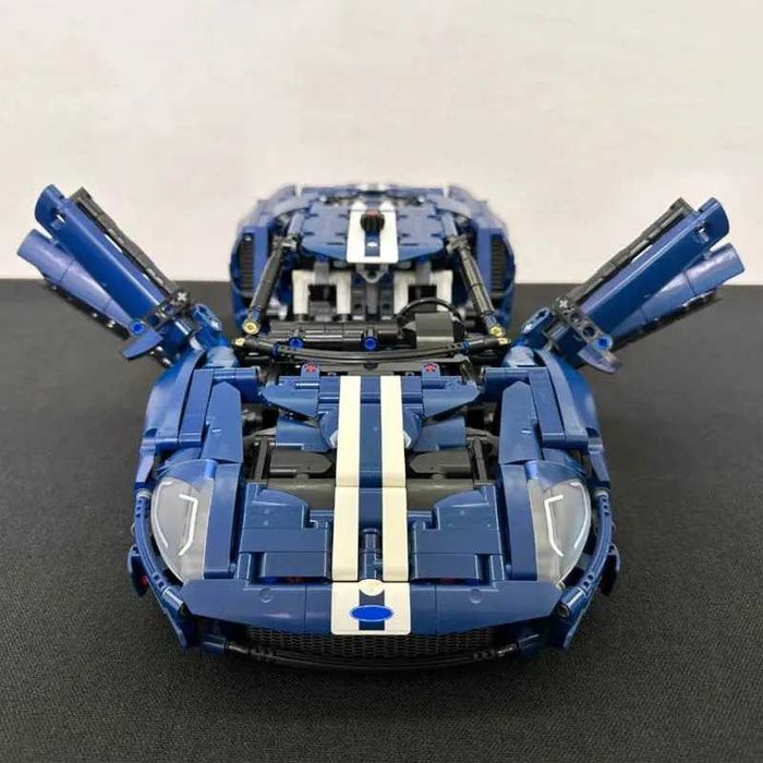 Klocki FORD GT samochód sportowy 1466 elementów