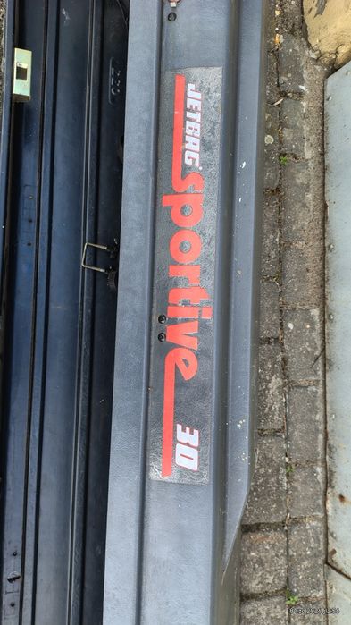 Box dachowy jet-bag 30  dobry do przewozu nart