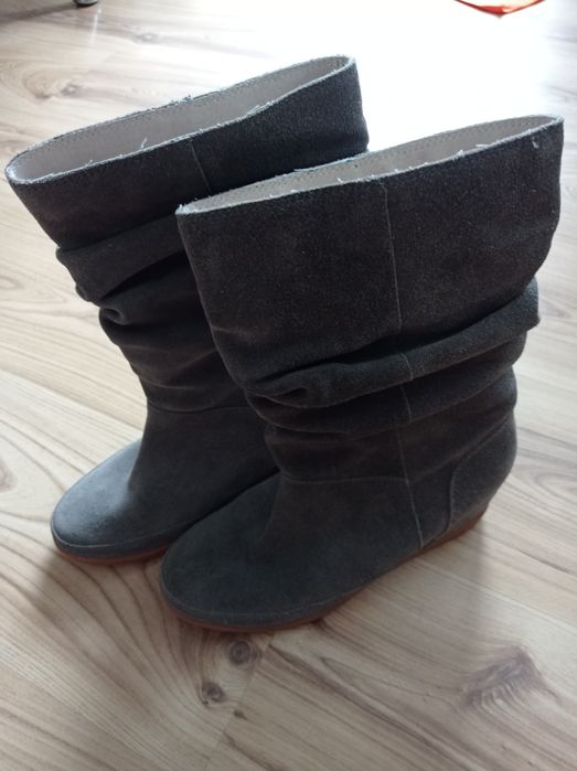 Jesienne botki zamszowe