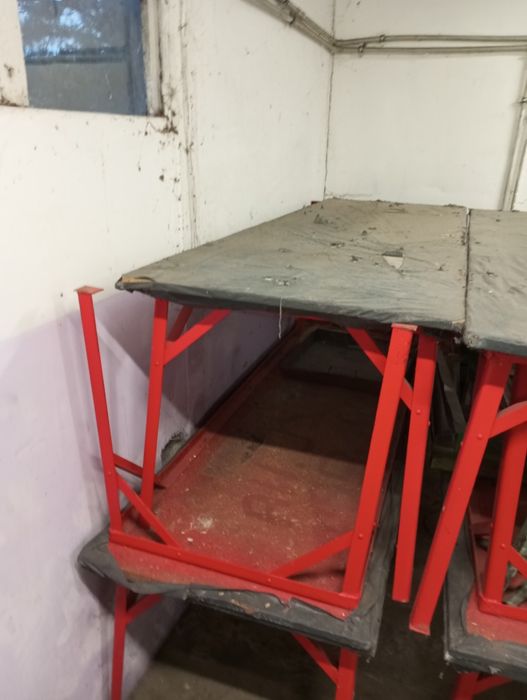 Stoły metalowe sprzedam