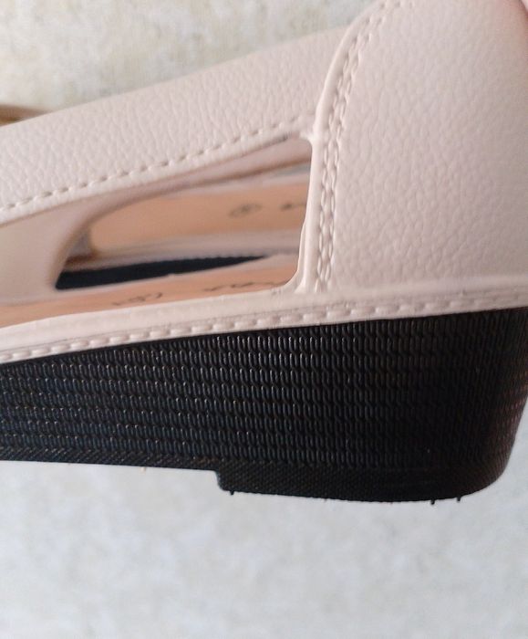 Жіночі сандалі верх EVA