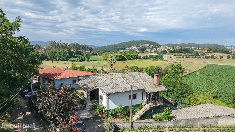 Quinta de Charme com Moradia T3 e Terreno de 9.000 m2 – Um Refúgio Úni