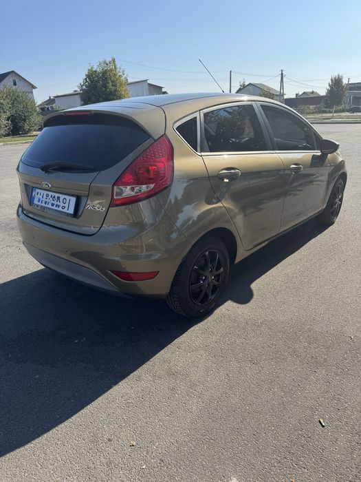 Ford Fiesta 2012 1.4 бензин автомат