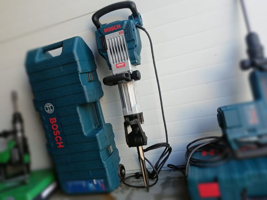 Wertykulator,  aerator, zagęszczarka, świder, kamera termowizyjna