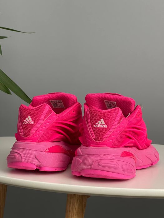 Жіночі кросівки Adidas Adistar Jellyfish x Pharrell Williams Pink