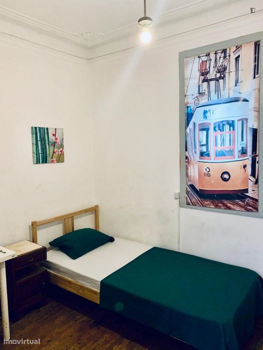 Quarto - localizado em Saldanha Lisbon