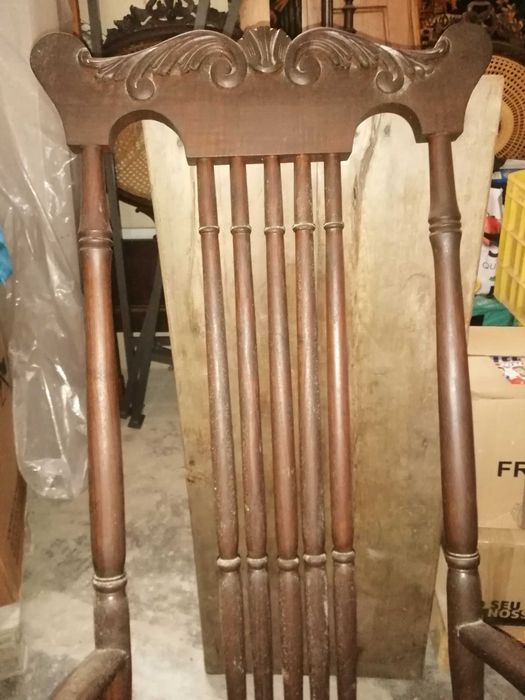 Cadeira de baloiço renascentista